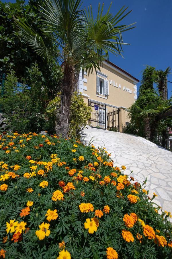 Villa Anna-Potkrovlje Ika Exteriör bild